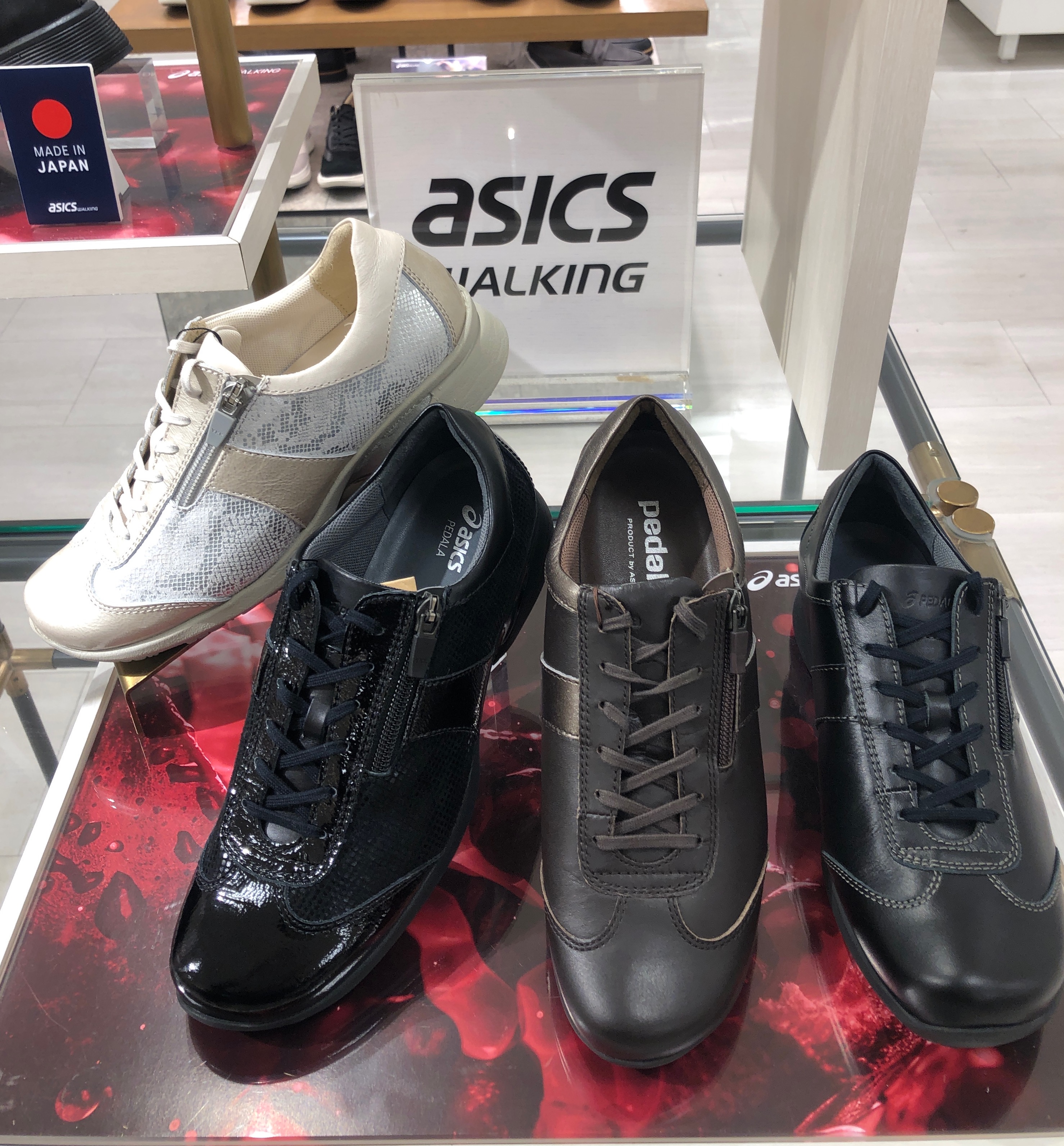 アシックスウォーキング＞ ✨冬のお出かけスニーカー✨ | 婦人靴