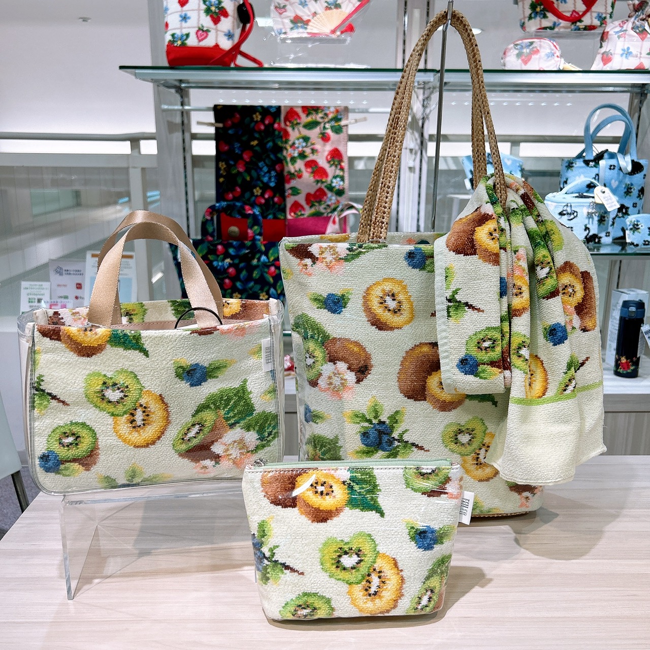 RE ARRIVAL/再入荷 フェイラー〉フレッシュキウイ🥝🐤 | フェイラー | 松坂屋上野店 タオル