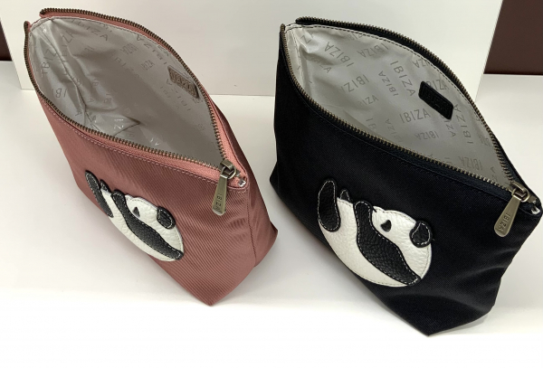 イビサ〉🐼パンダポーチのご紹介🐼✨ | イビサ | 松坂屋上野店